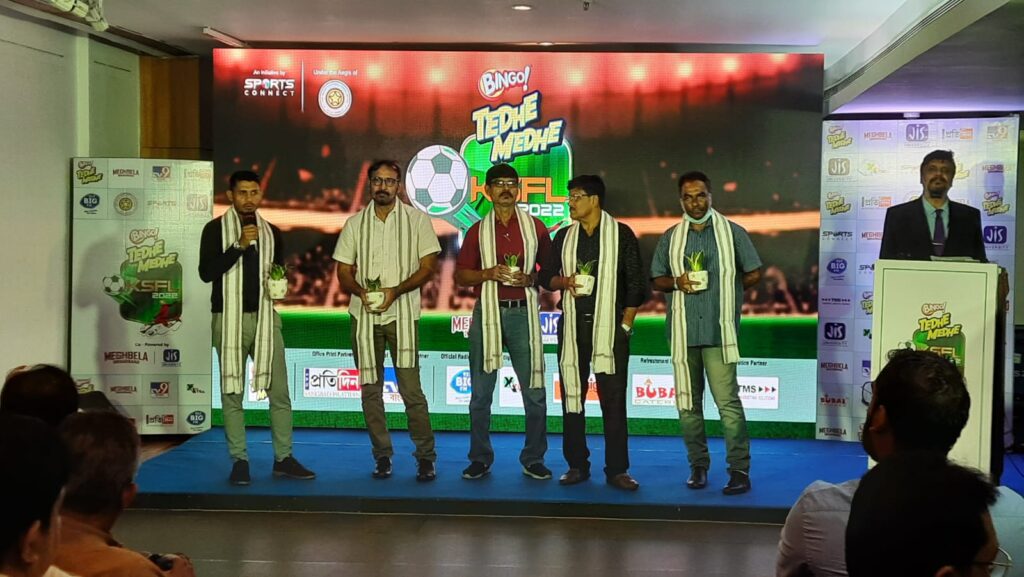 From L-R, Syed Rahim Nabi, Amit Bhadra, Tarun Dey, Alok Mukherjee, Krishnendu Roy