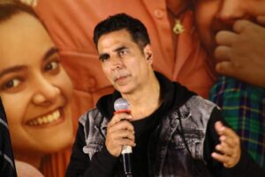 Akshay Kumar Starrer 'Raksha Bandhan' team visits city of joy Kolkata for movie promotion