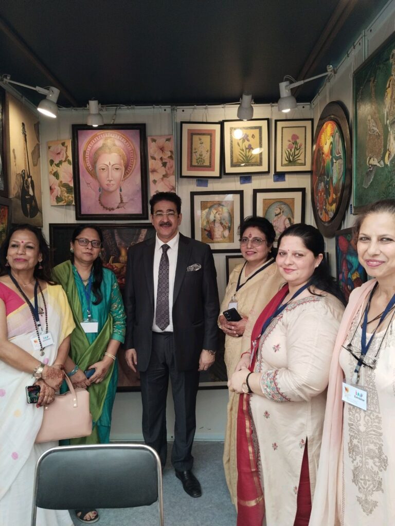 Majlis Team with Sandeep Marwah