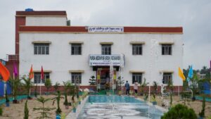 নবনির্মিত এই ভবনটির দ্বারোদঘাটন হয়