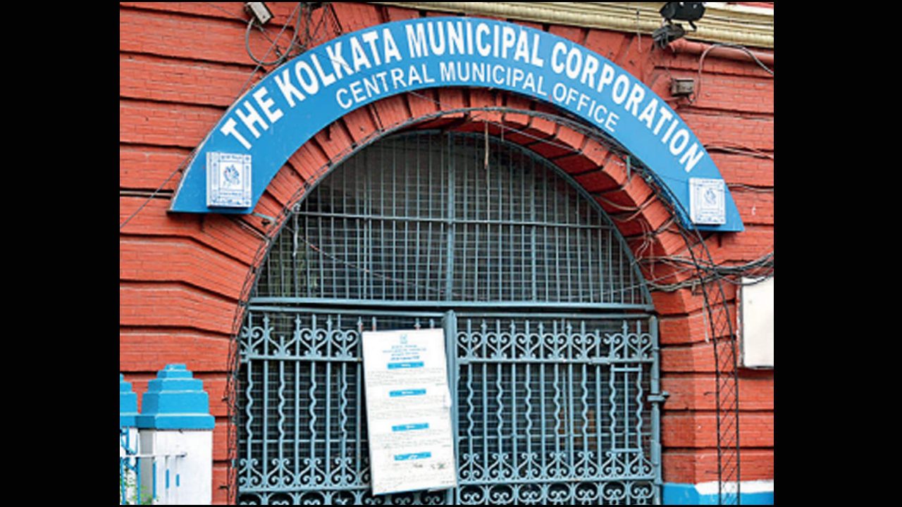 ১১১ কোটি টাকার ঘাটতি বাজেট কলকাতা পুরসভার, পেশ করলেন মেয়র ফিরহাদ হাকিম